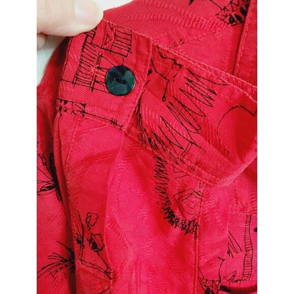 Chico's 2 100% Silk Red Black Long Slv Button-up Large Shirt Stick Figures Print - Picture 6 of 11